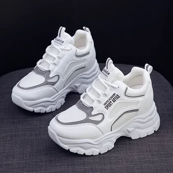 Белые туфли, модная женская обувь 2023 года, Новая дышащая повседневная обувь с толстой подошвой, Удобные женские кроссовки 23