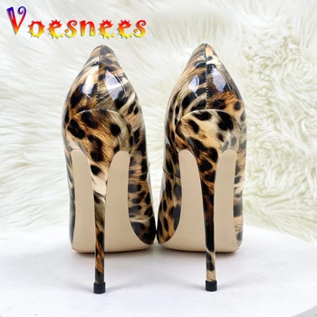 Мода цвет соответствия Леопард высокие каблуки 2024 новые дикая вечеринка в стиле Леди обувь одного 12см Сексуальная острым носом женщины насосы 2