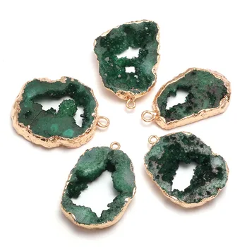 Натуральный камень, зеленый кристалл, подвеска неправильной формы, изысканный Шарм Для изготовления ювелирных изделий, ожерелье, браслет, аксессуары 12