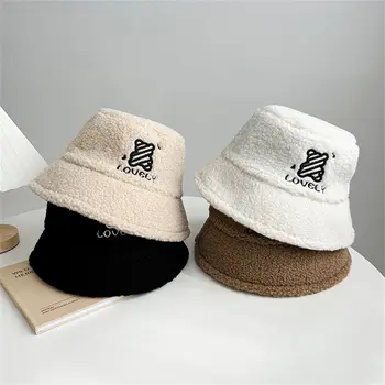Утолщенная панама, модная плюшевая шапка с милым медведем, сохраняющая тепло, защита ушей Зимой на открытом воздухе 11